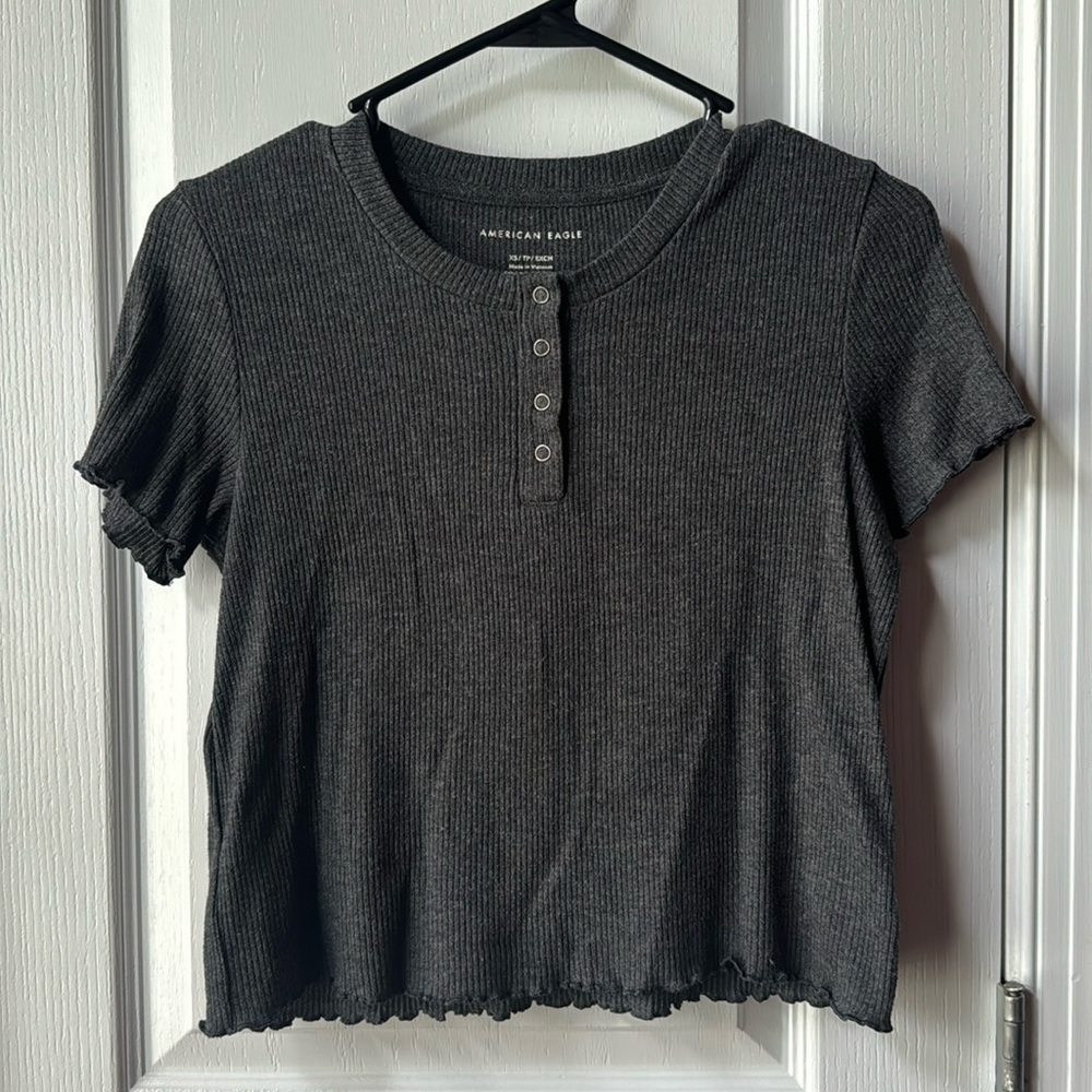 American Eagle shirt